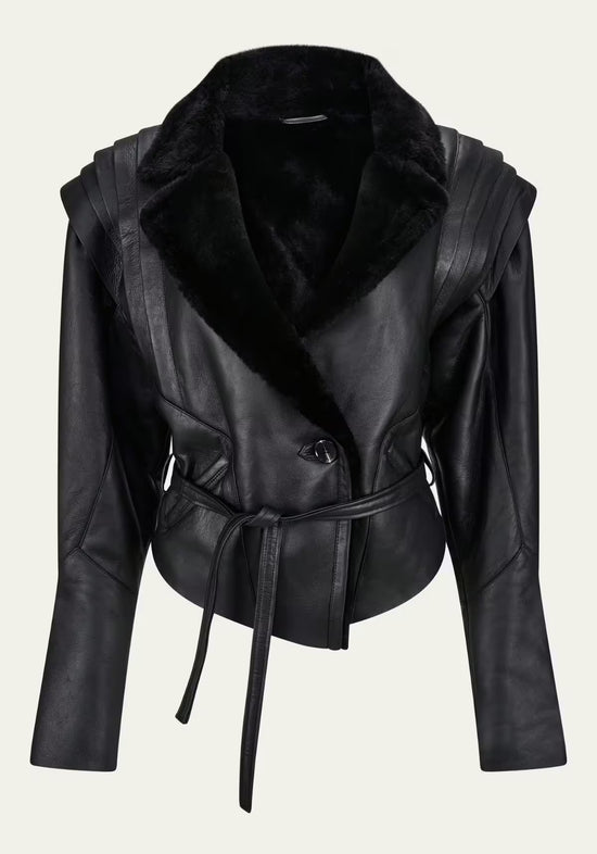 Shearling Lammfelljacke - Edler Contemporary Stil mit figurbetonter Form