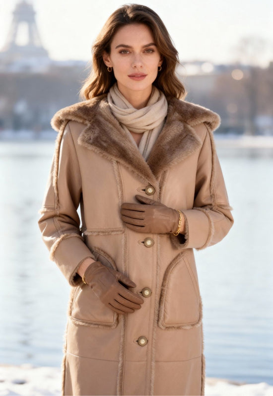 Shearling Lammfellmantel Camille - Feminine Eleganz in Beige