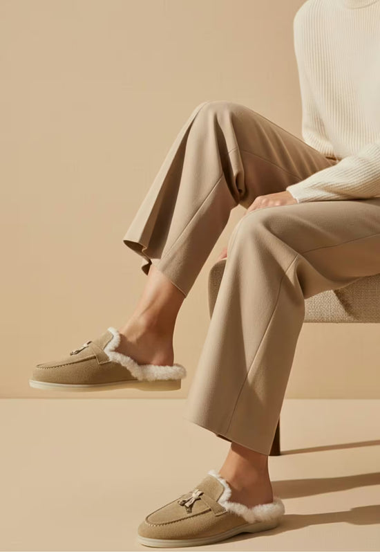 Fiorana Damen Lammfell Mules Sand