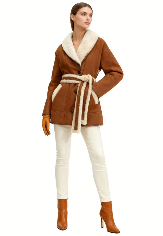Shearling Lammfelljacke - Weiche Konturen, Starke Präsenz