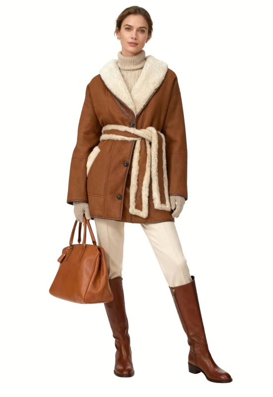 Shearling Lammfelljacke - Weiche Konturen, Starke Präsenz