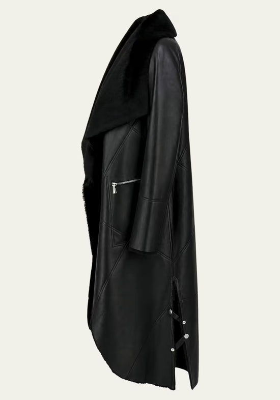 Exklusiver Shearling Wendemantel Schwarz – Abnehmbarer Curly-Fellkragen