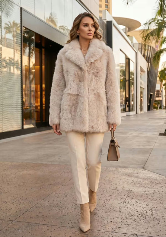 Luxuriöse Toscana Lammfelljacke in Creme-Beige – Modell 1040