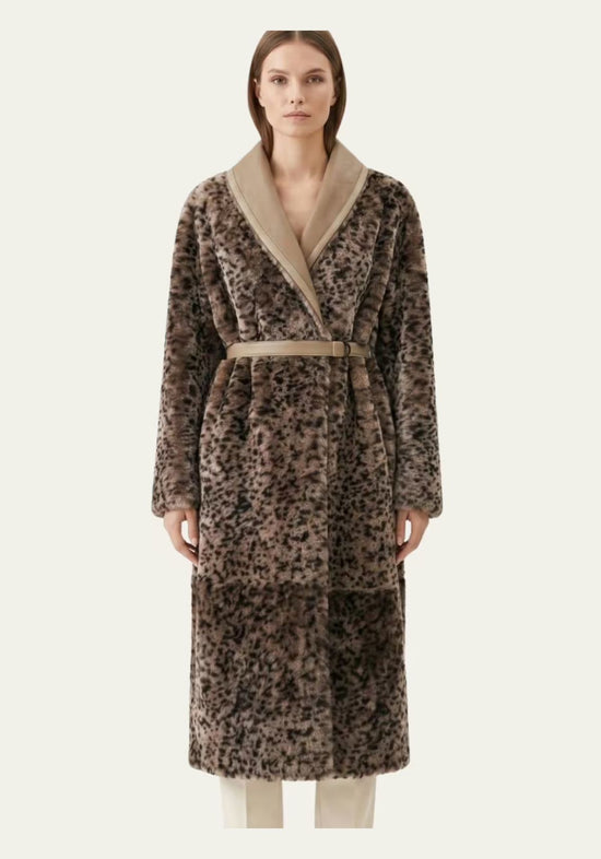 Luxuriöser Shearling-Wendemantel mit Leoparden-Dessin – Taupe & Sandton– Modell 1987