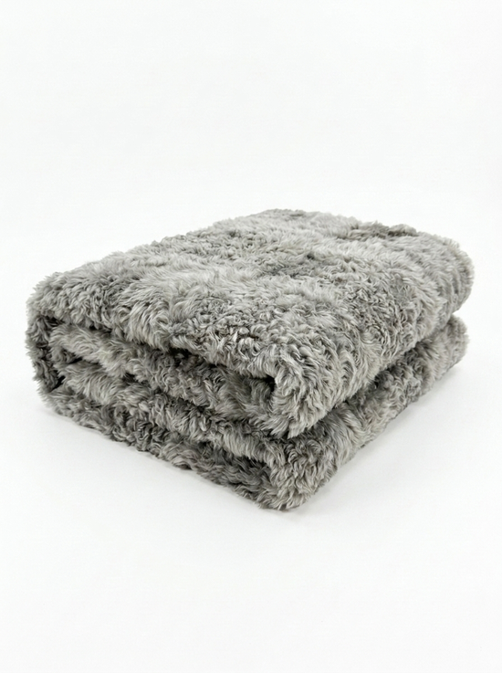 Lammfelldecke Toscana Modell 2560 – Silber Curly 190 x 155 cm